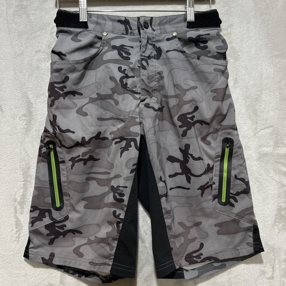 ZOIC ETHER CAMO MOUNTAIN BIKE SHORT w/o‎ Liner Gray Black Size Medium